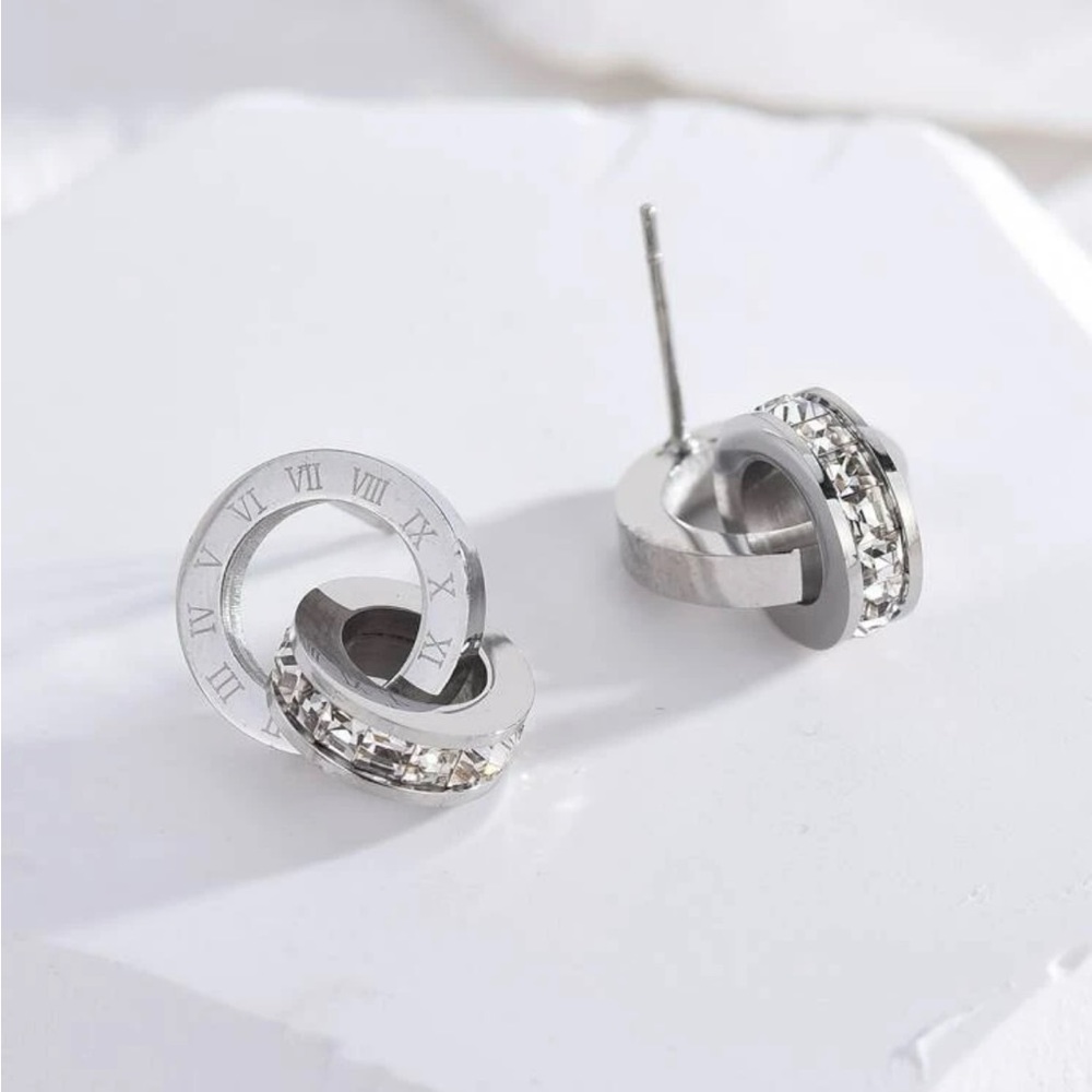 💠 316 Surgical Steel SILVER Roman Numeral/Rhinestone Hoop Earrings NWT - Picture 2 of 6